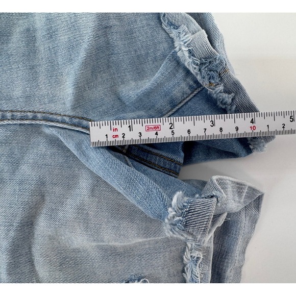 Judy Blue Distressed Denim Button Fly Shorts Light Wash High Rise Women's L EUC - Picture 7 of 8